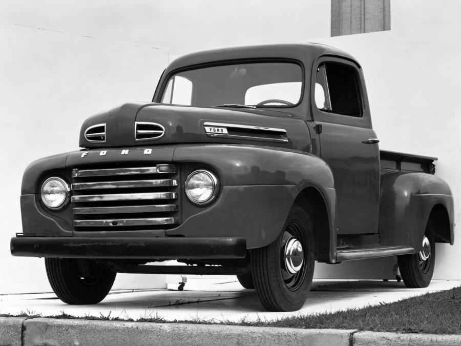  Ford F-1 Pickup Truck 1948 года  (фото 9 из 33)